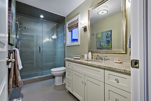 Lora Bay Muskoka Bathroom